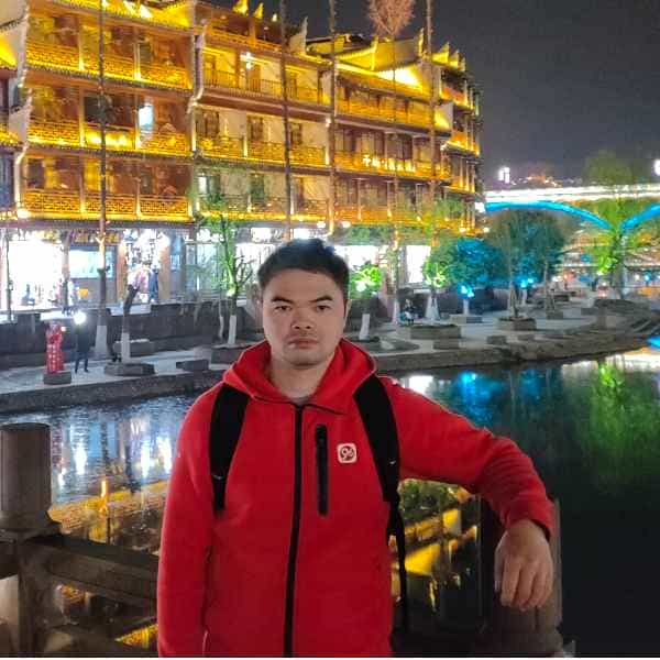 39岁岁广东单身帅哥 - 湖南吉缘网